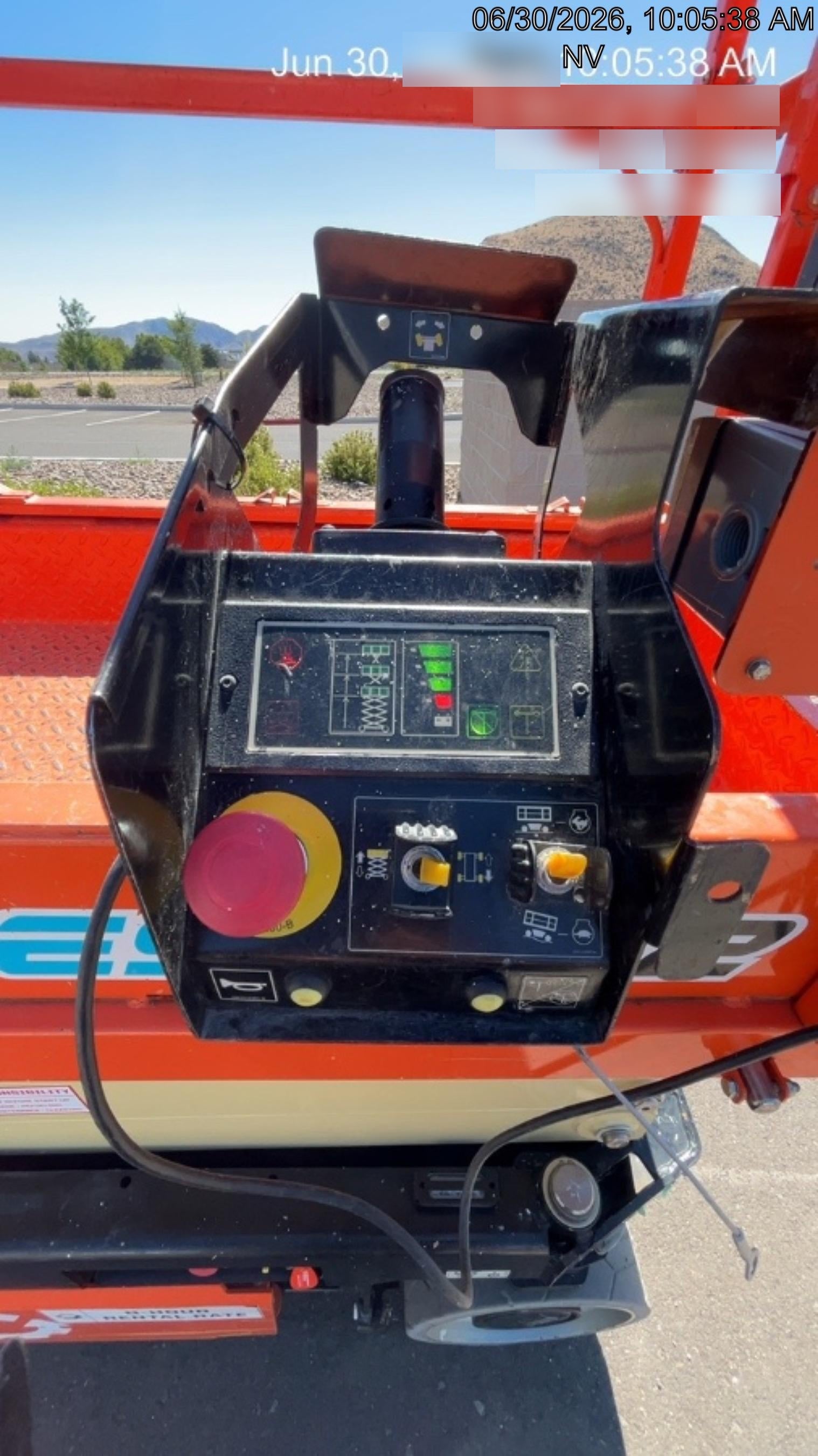 2022 JLG ES2632