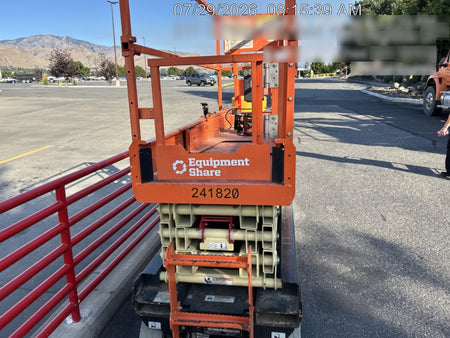2022 JLG ES2632