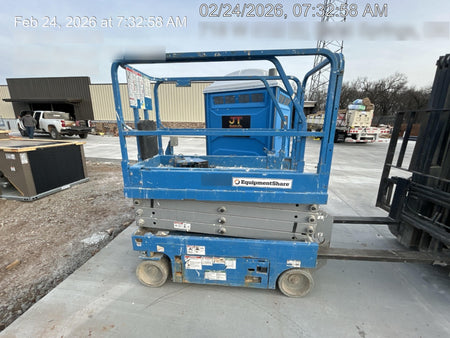 2019 Genie GS-1930 Fixed rails with chain Entry