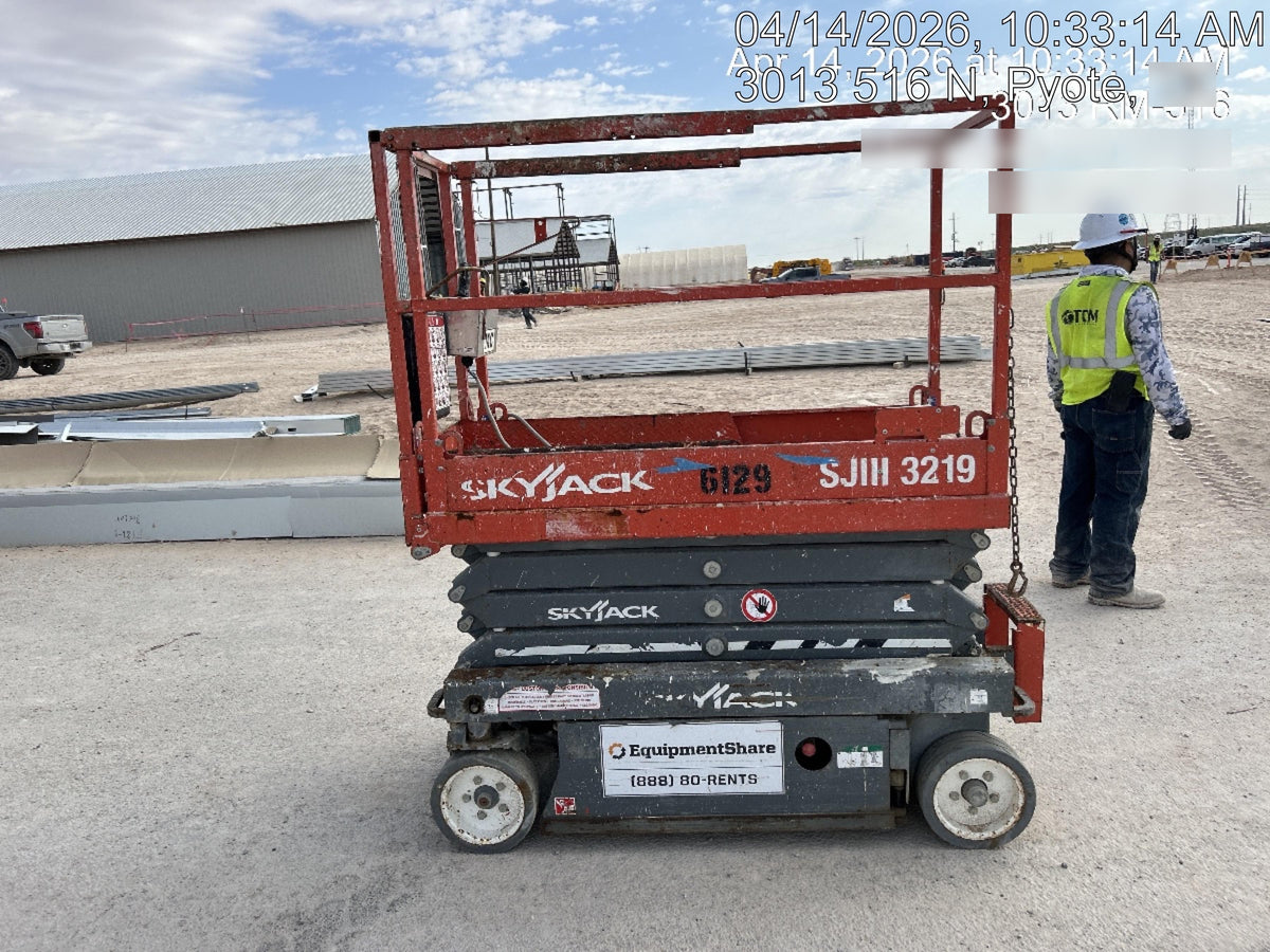 2017 Skyjack SJIII-3219 Skyjack SJ3219, Trojan Battery Set, Extended Warranty 5yr/5k hr