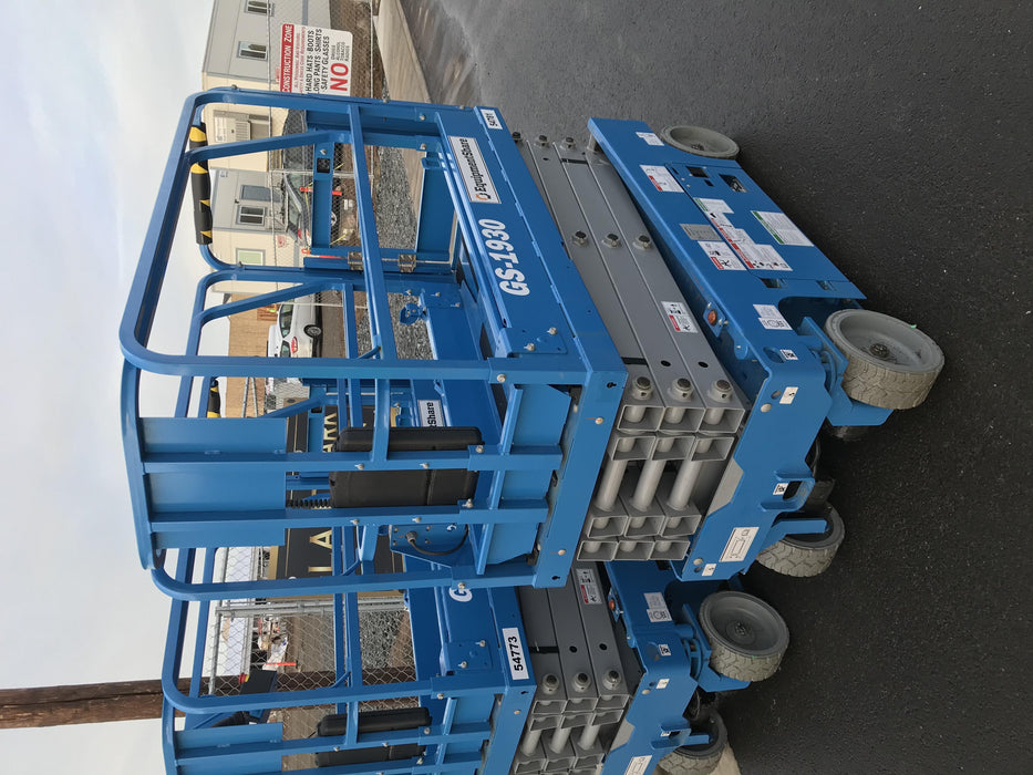 2019 Genie GS-1930 Half Height Swing Gate, 800W Inverter