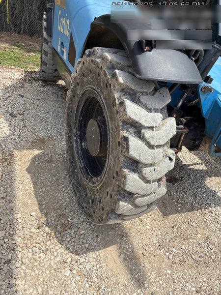 2017 GENIE GTH-844