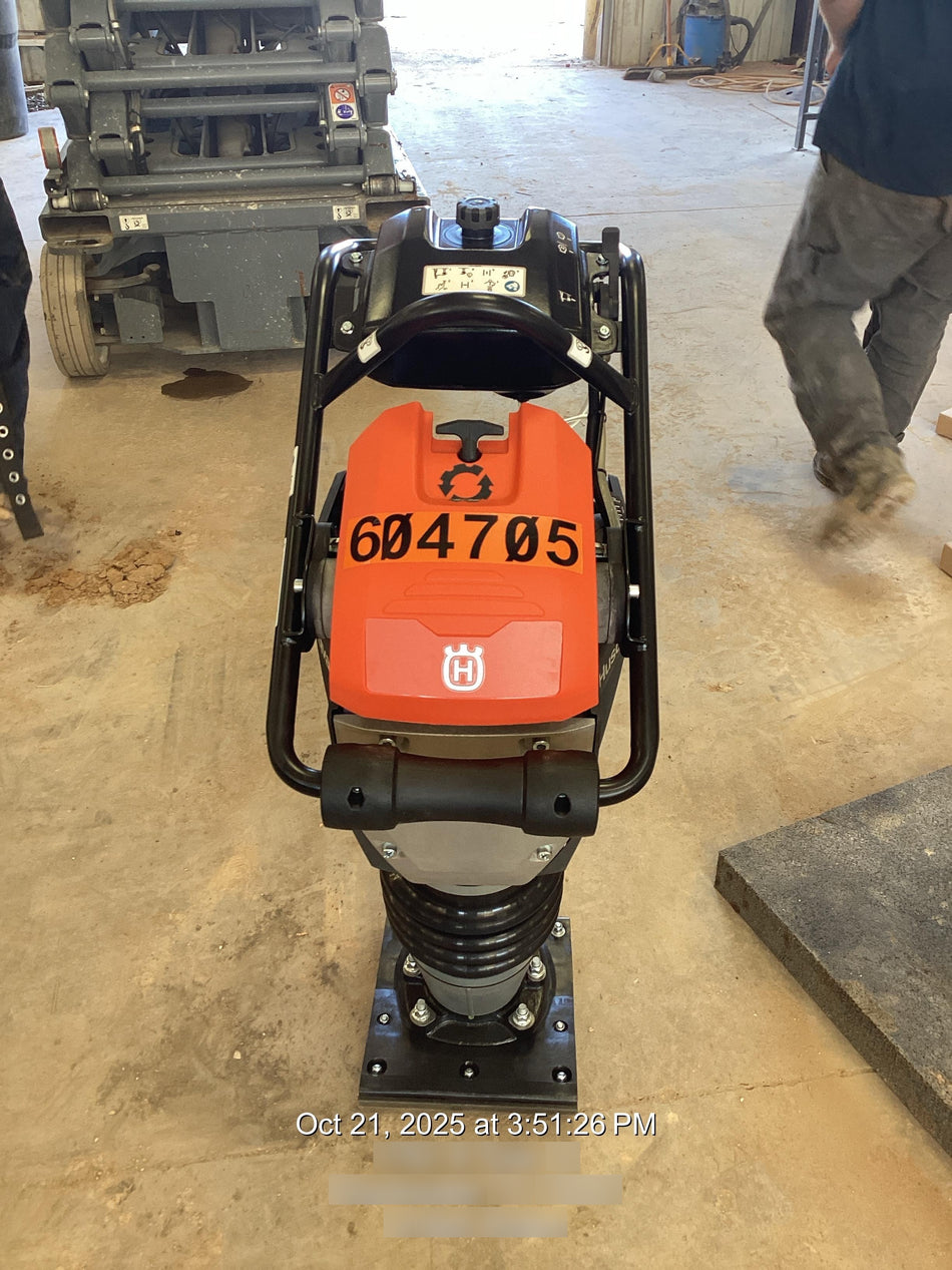 2025 HUSQVARNA LT6005