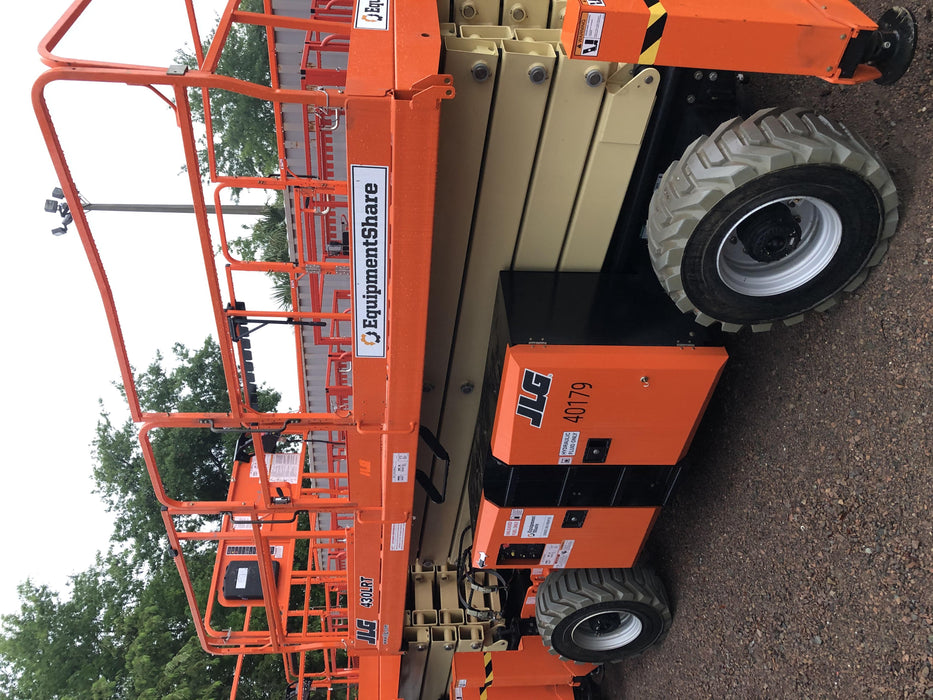 2019 JLG 430LRT