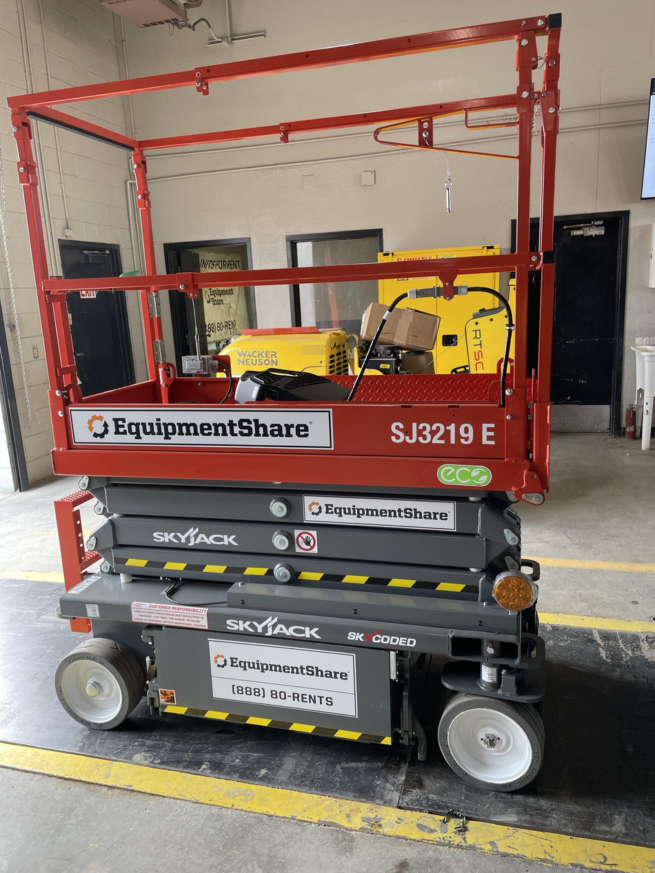 2023 SKYJACK SJ3219