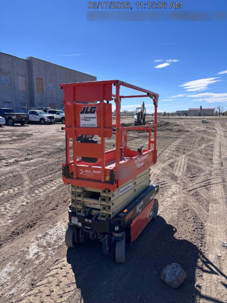 2022 JLG ES1932