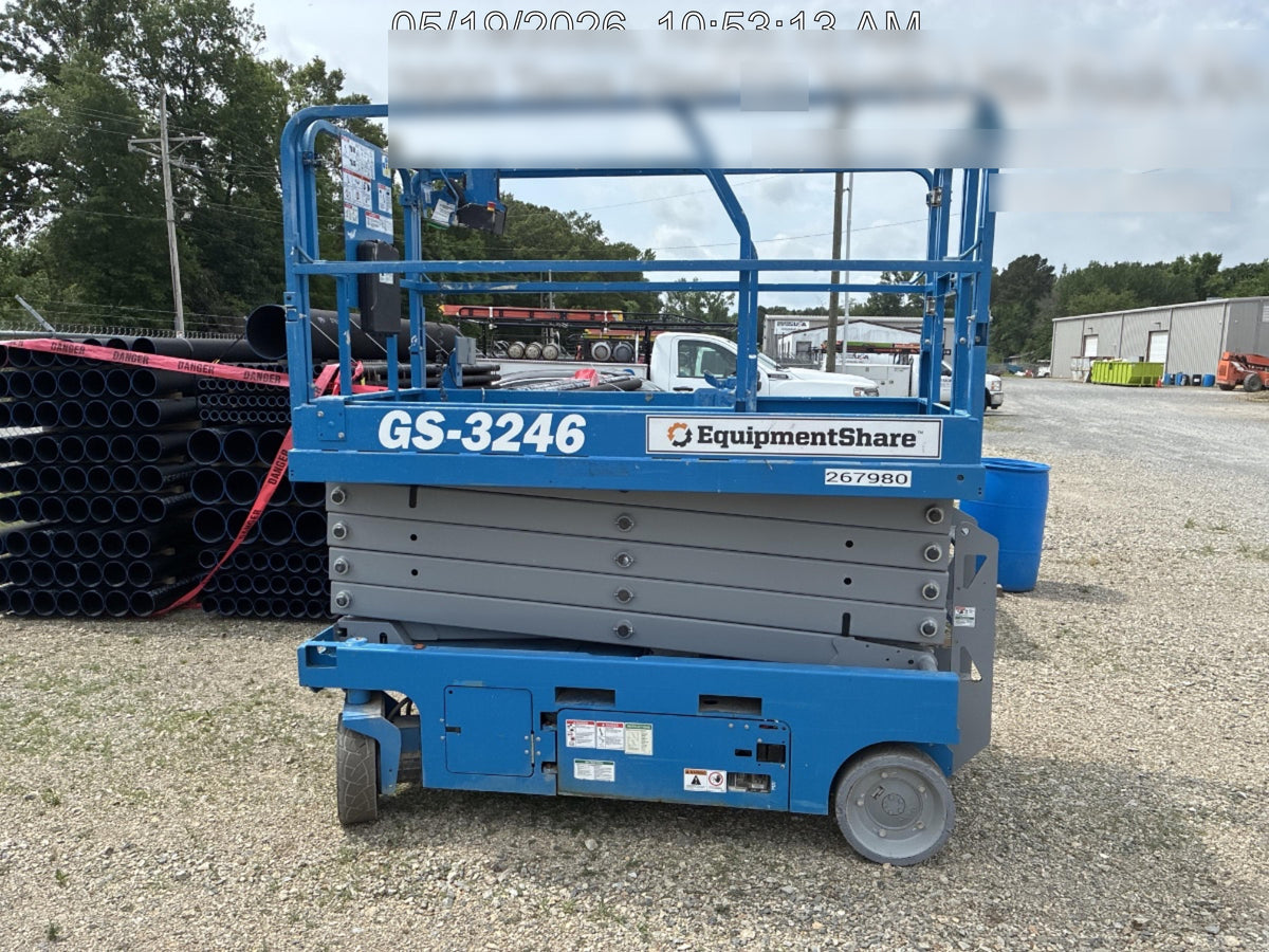 2022 GENIE GS-3246