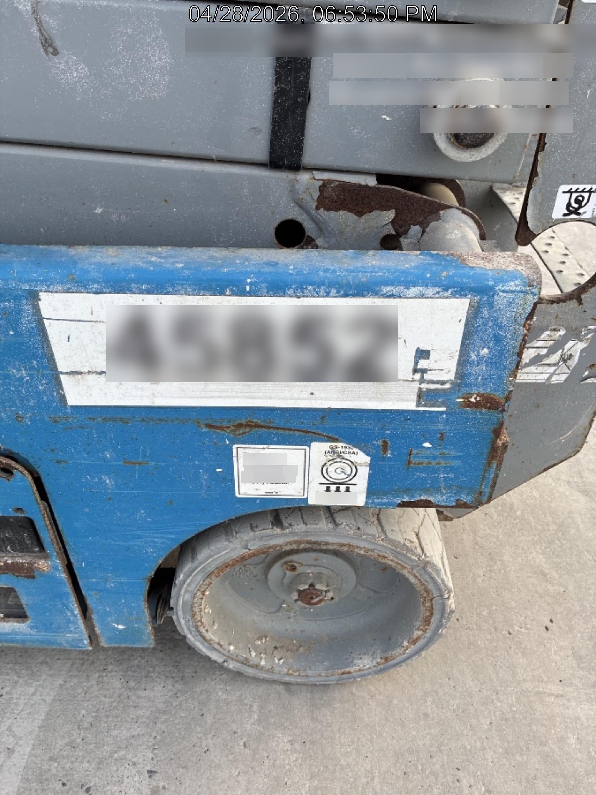 2019 Genie GS-1930 Fixed rails with chain Entry