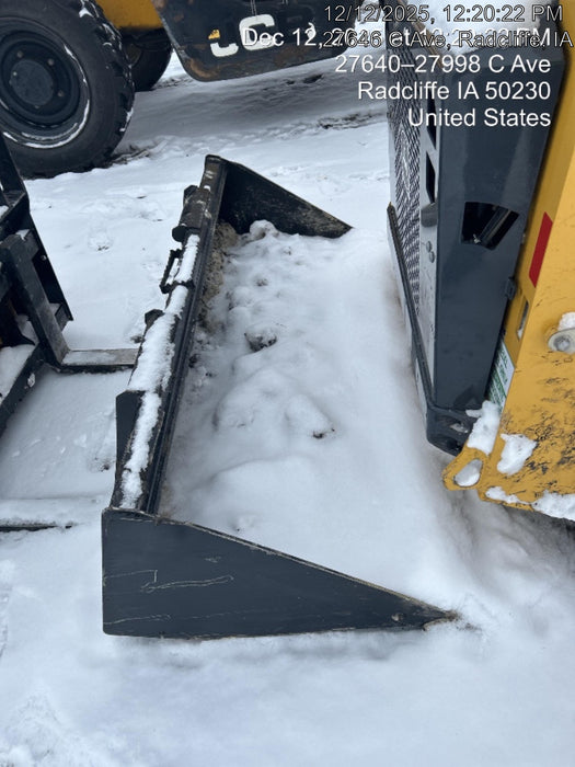 2025 JOHN DEERE 72" Skid Loader Bucket - John Deere C72