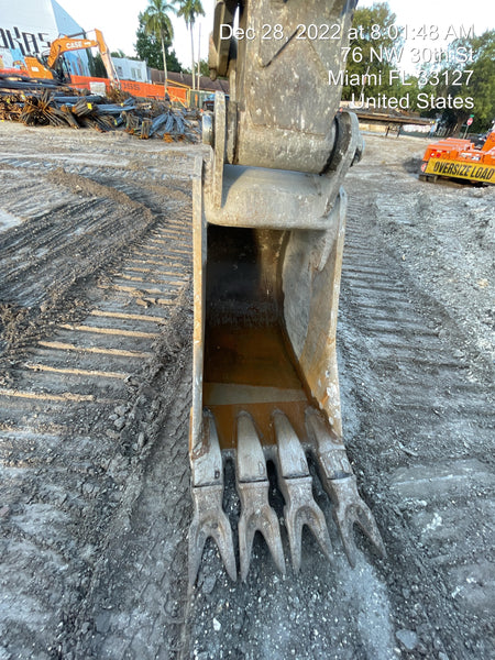 2014 WERK-BRAU 30" HD Bucket - Werk-Brau