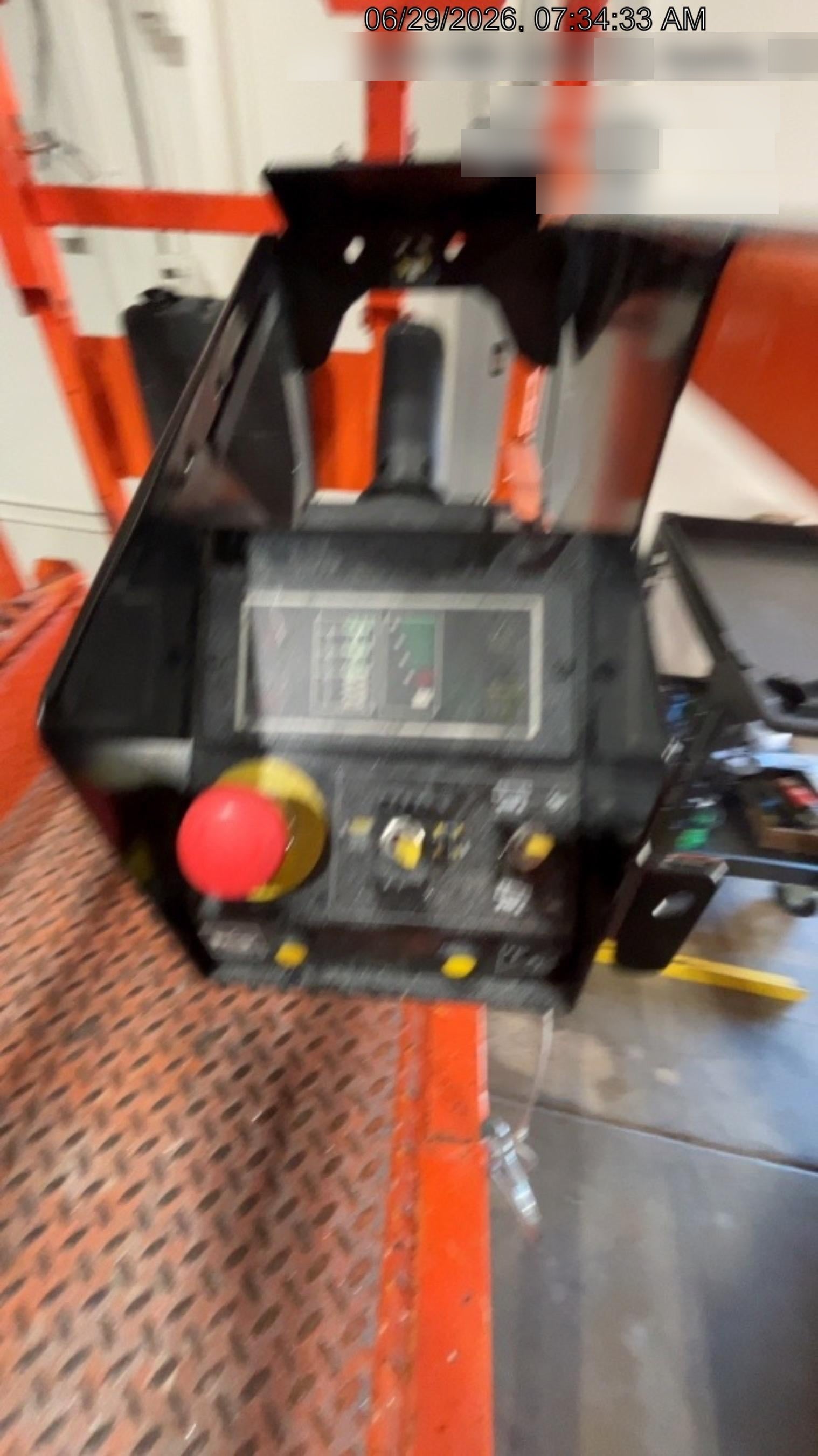 2022 JLG ES2632