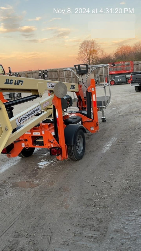2022 JLG T350