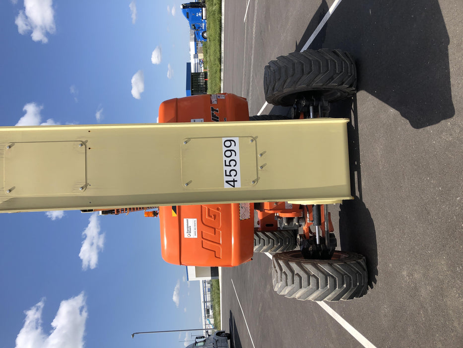 2019 JLG 800AJ