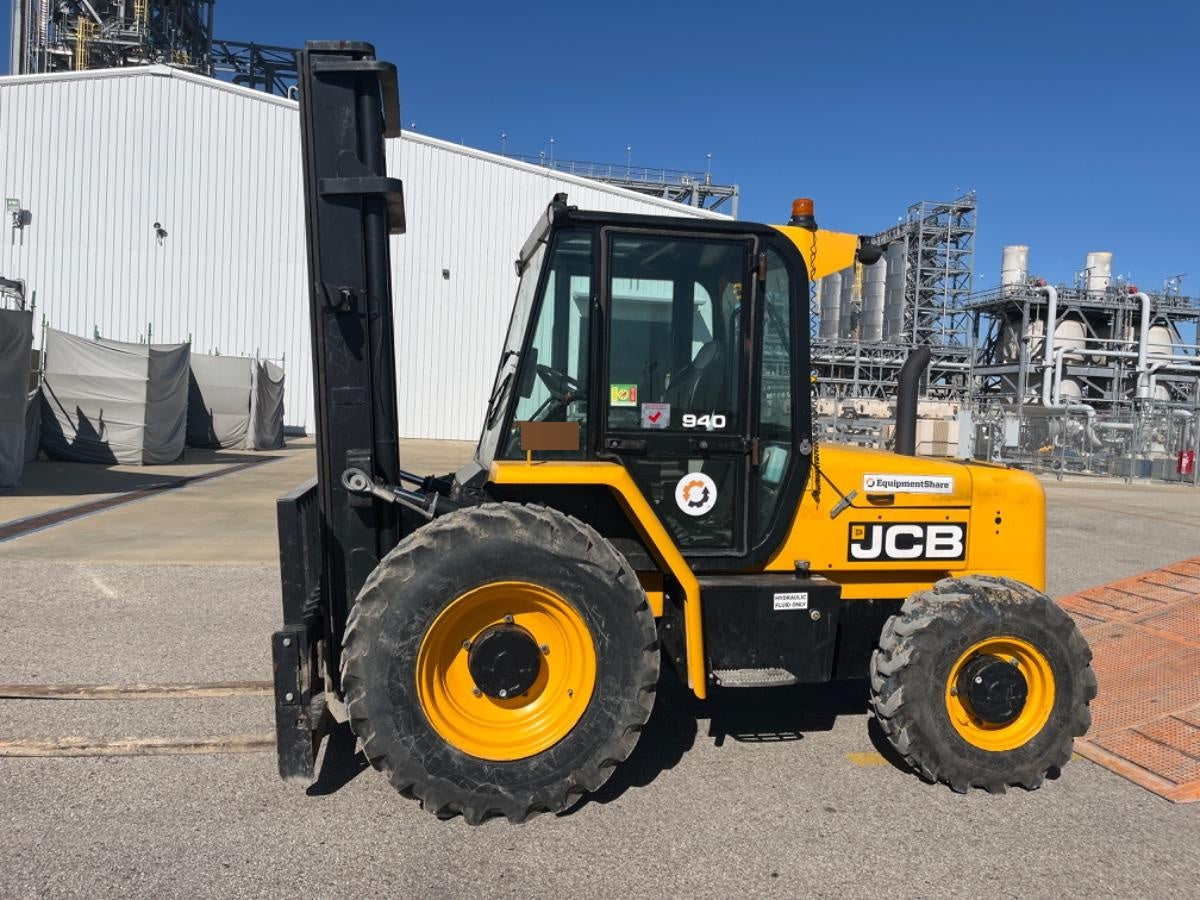 2021 JCB 940-4