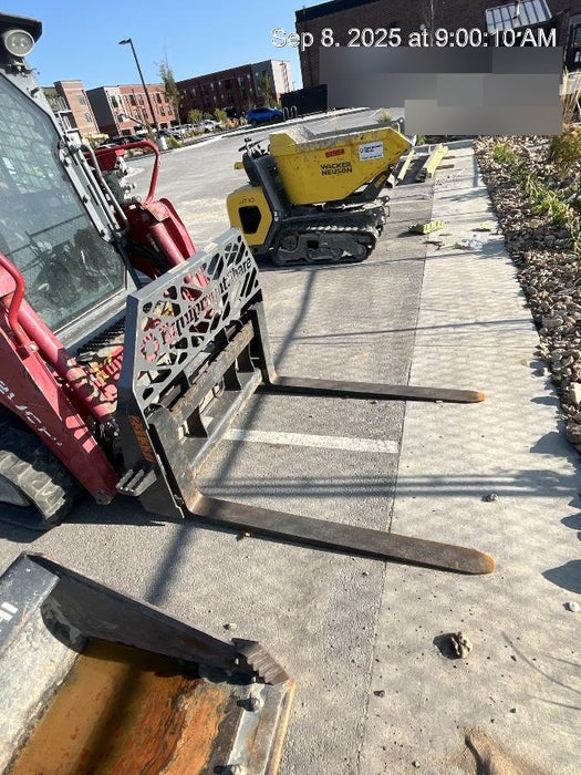 2022 PALADIN 48" Pallet Forks - Paladin