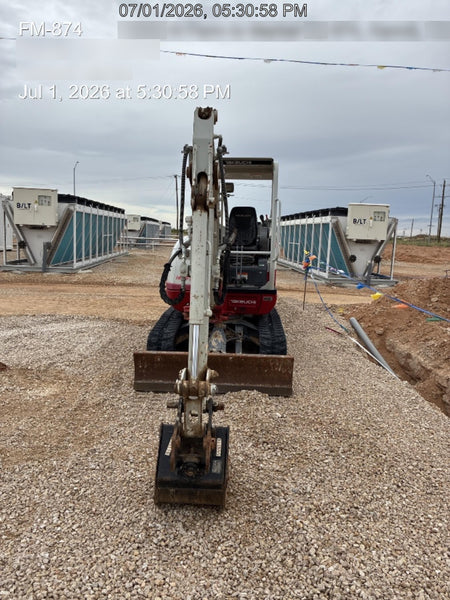 2022 TAKEUCHI TB235-2R