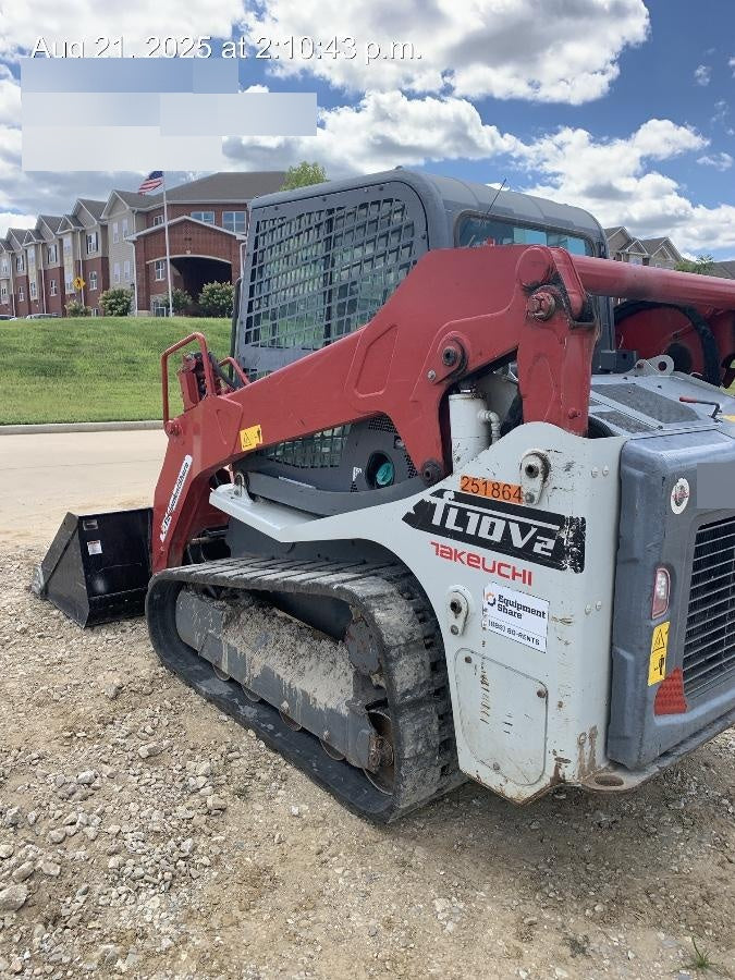 2022 TAKEUCHI TL10V2-CR