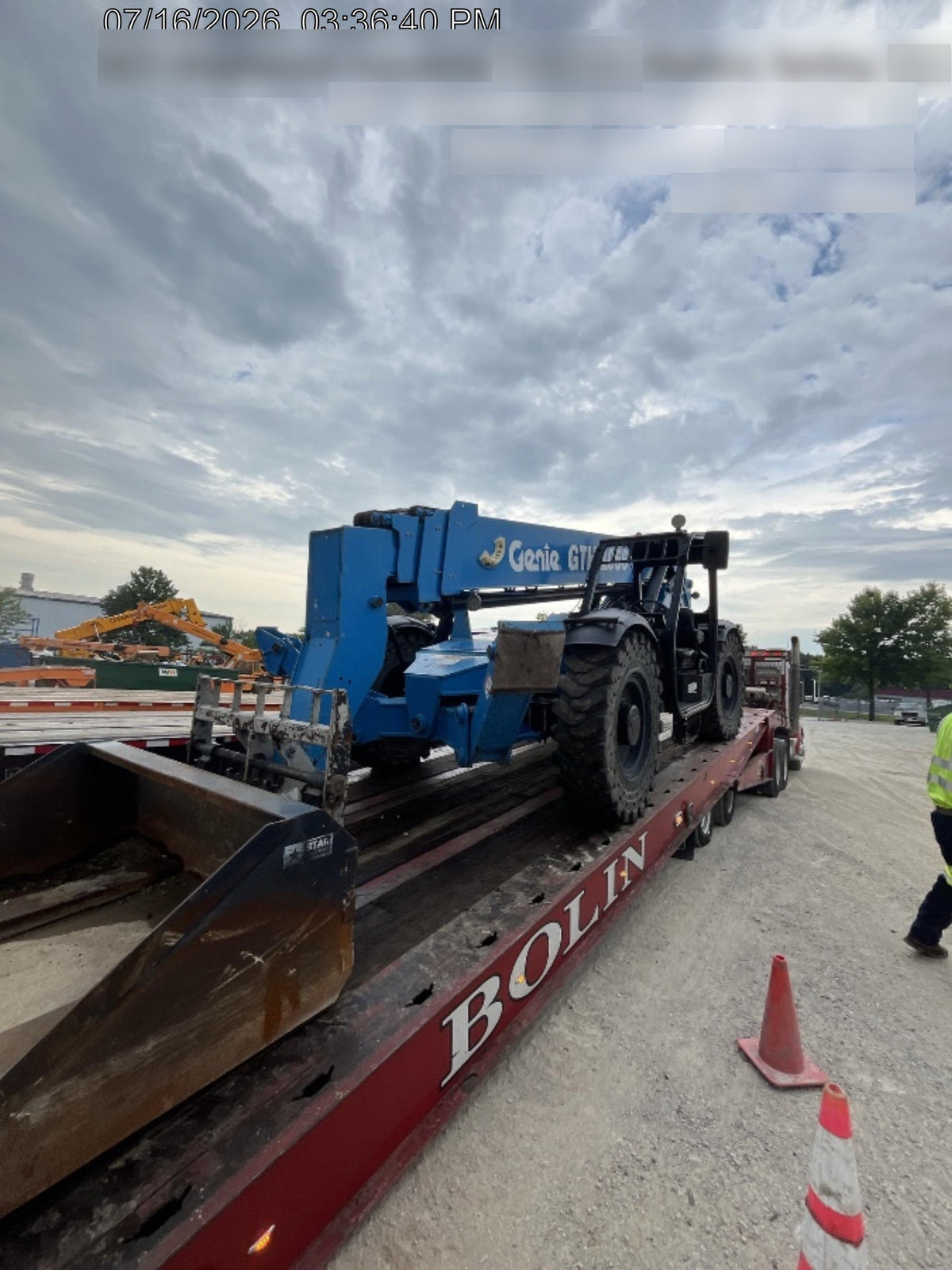 2017 GENIE GTH-1056