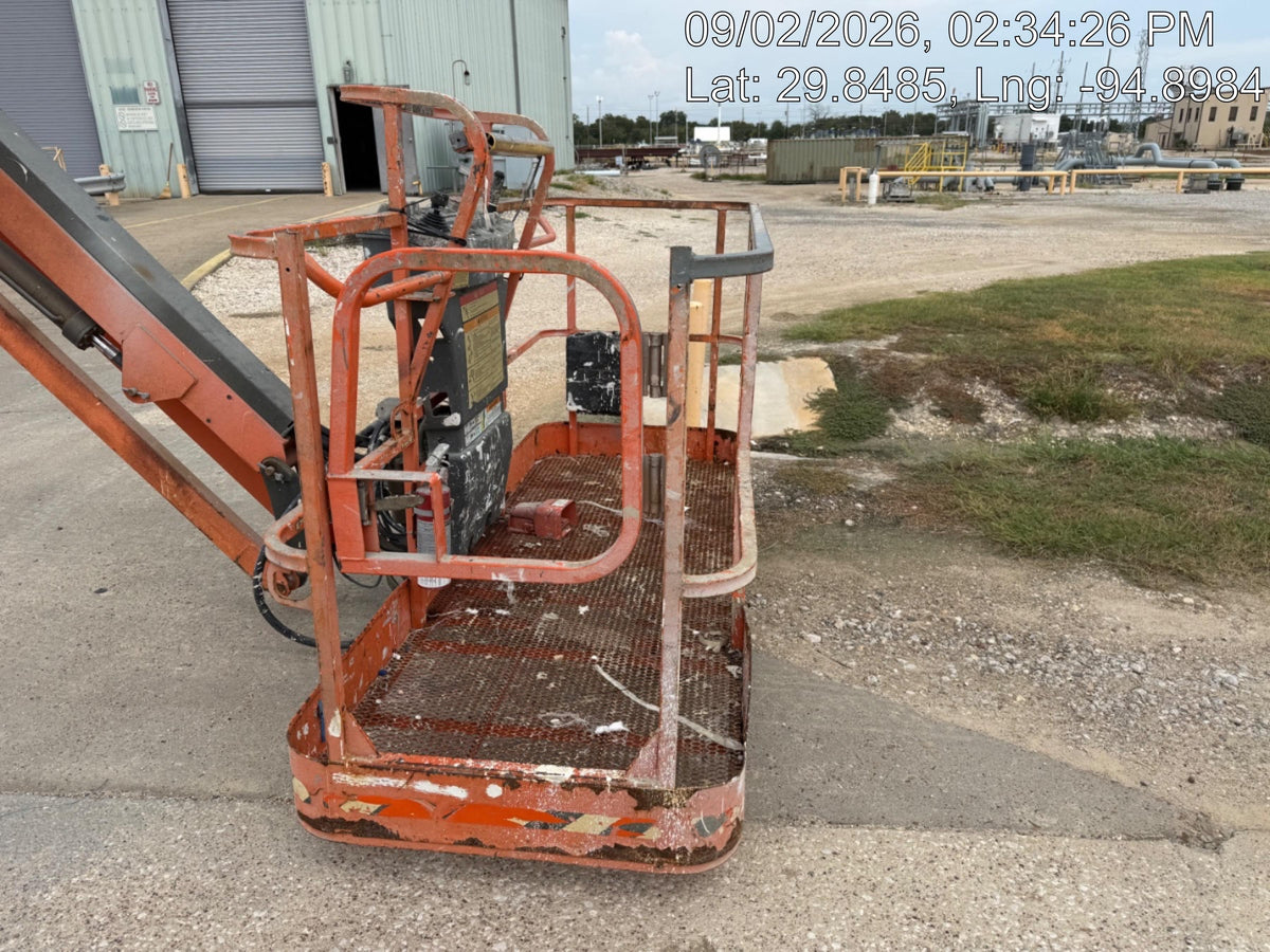 2019 JLG 660SJ