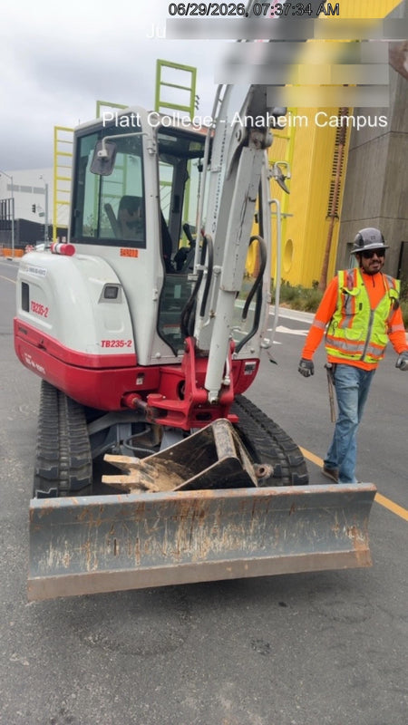 2025 TAKEUCHI TB235-2CR