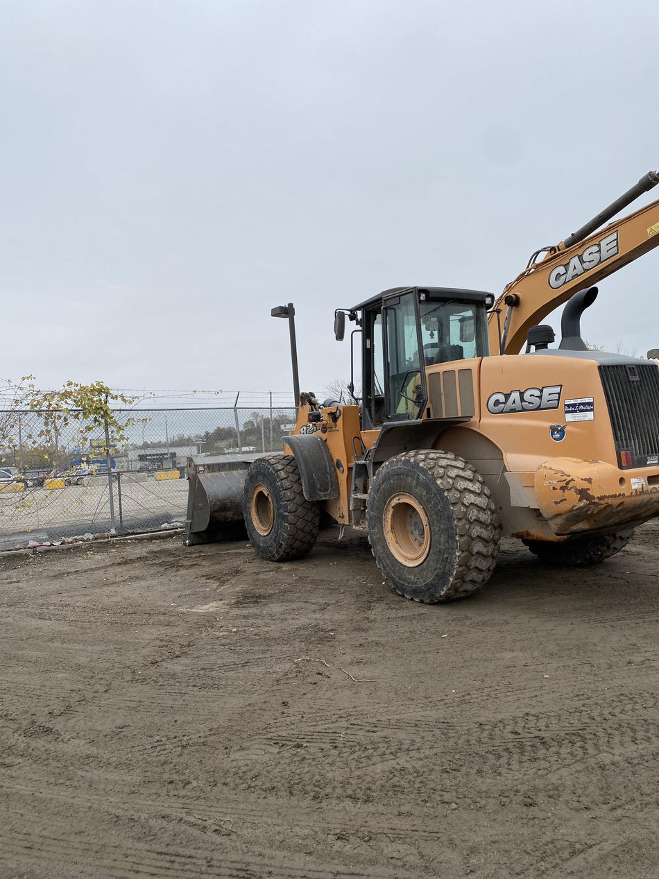 2015 CASE 821F