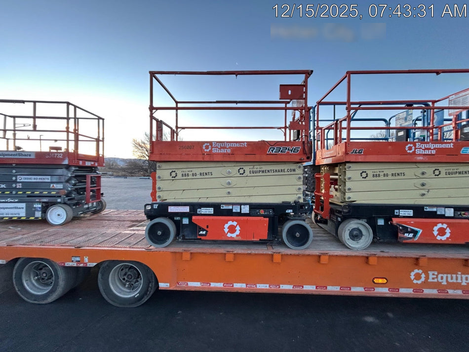 2022 JLG R3246