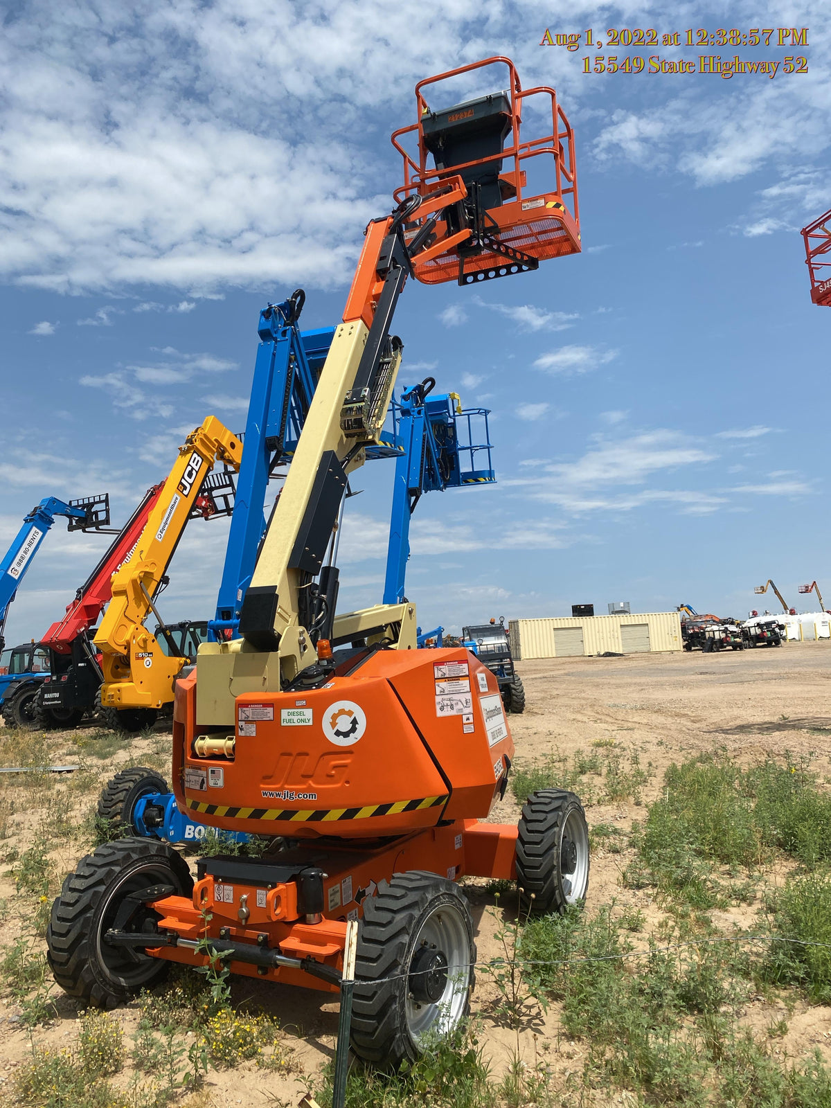 2022 JLG 340AJ