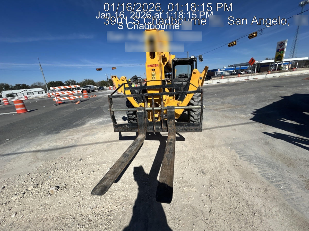 2023 JCB 510-56
