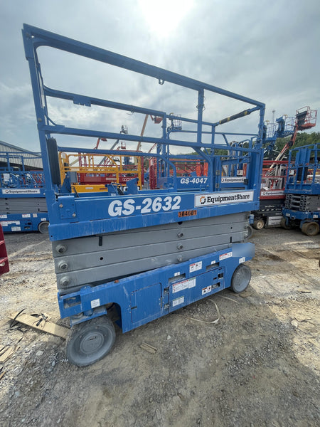 2023 GENIE GS-2632