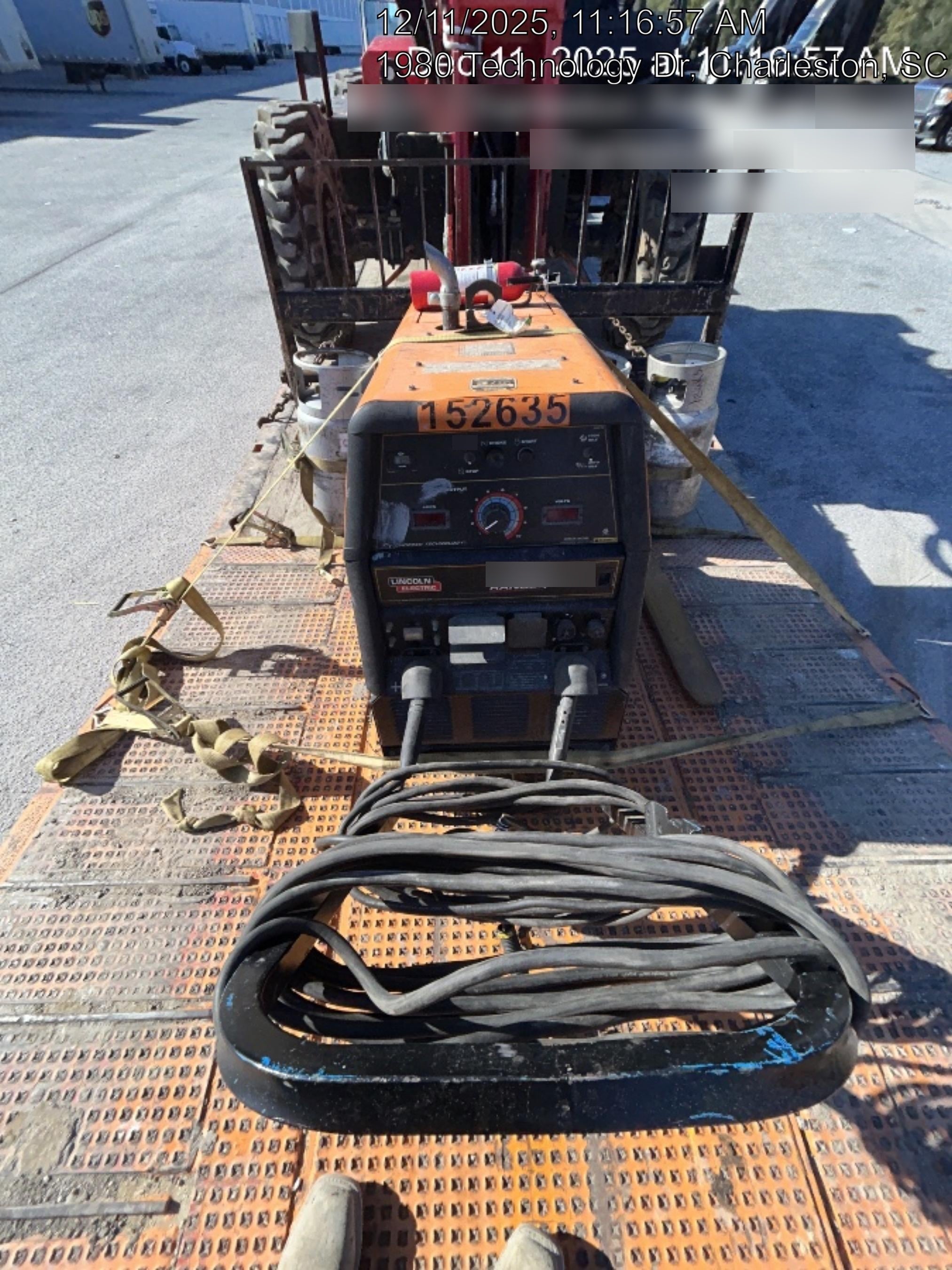 2021 Lincoln Electric Ranger 305 LPG LPG One-Pak (includes undercarriage, tank holder & tank strap) ORANGE