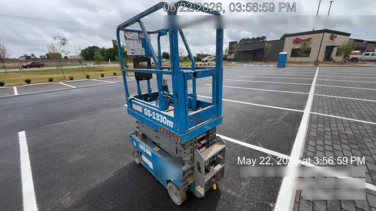 2021 GENIE GS-1330m