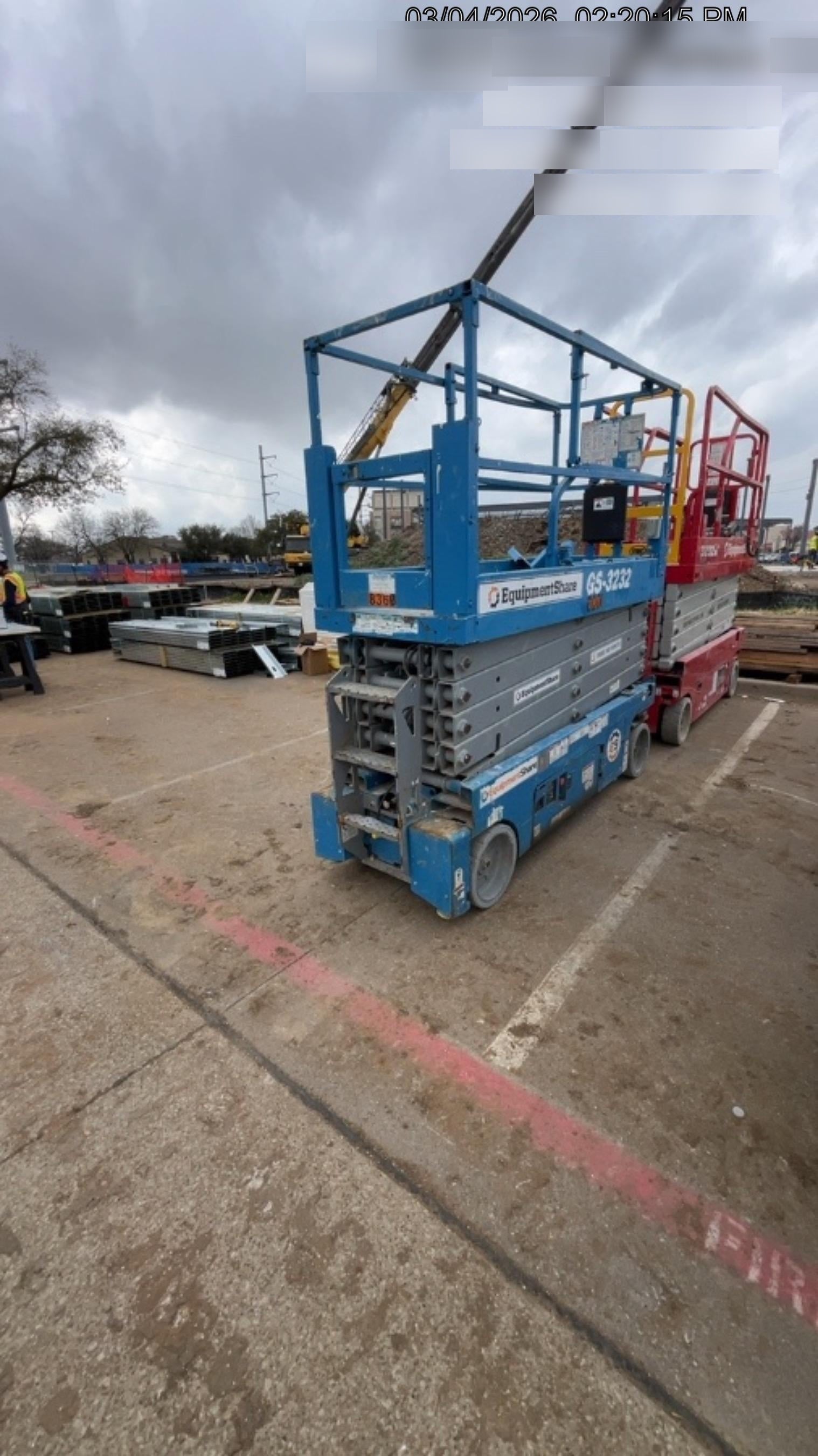 2018 Genie GS-3232 Genie GS3232 Lift w/Folding Rails and Swing Gate