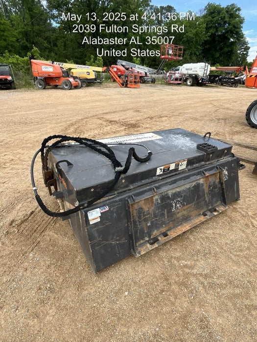 2021 PALADIN Sweepster SB72