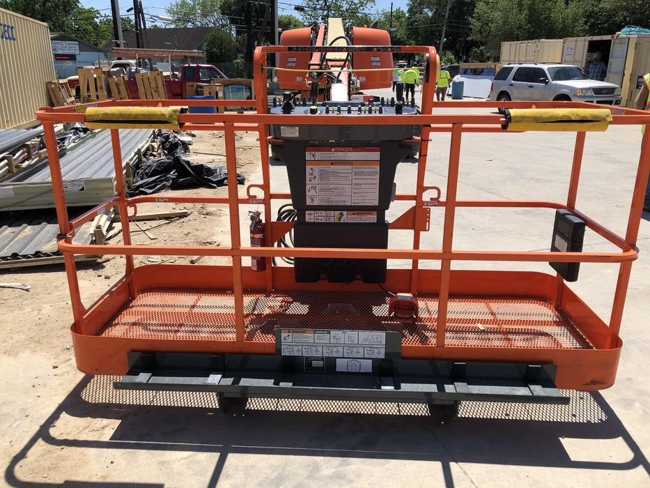 2019 JLG 660SJ