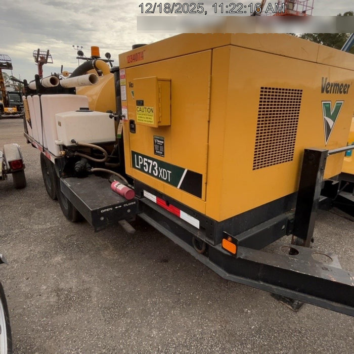 2022 VAC-TRON LP573XDT