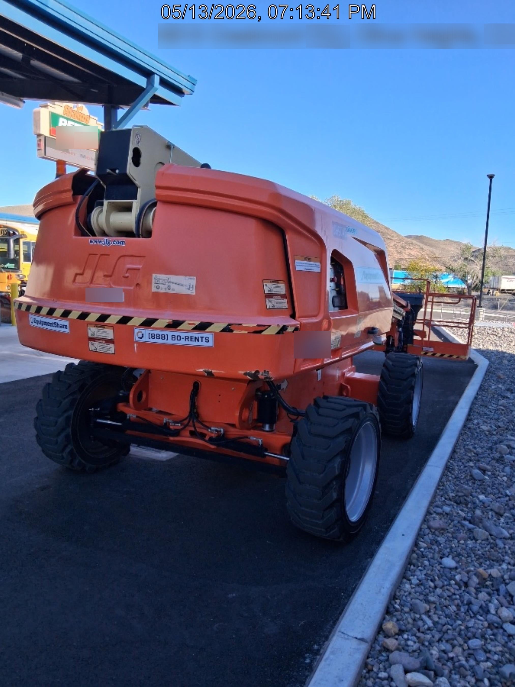 2020 JLG 600S