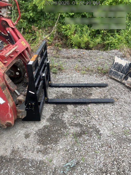2026 ARROW MATERIAL HANDLING 48" Pallet Forks - Arrow