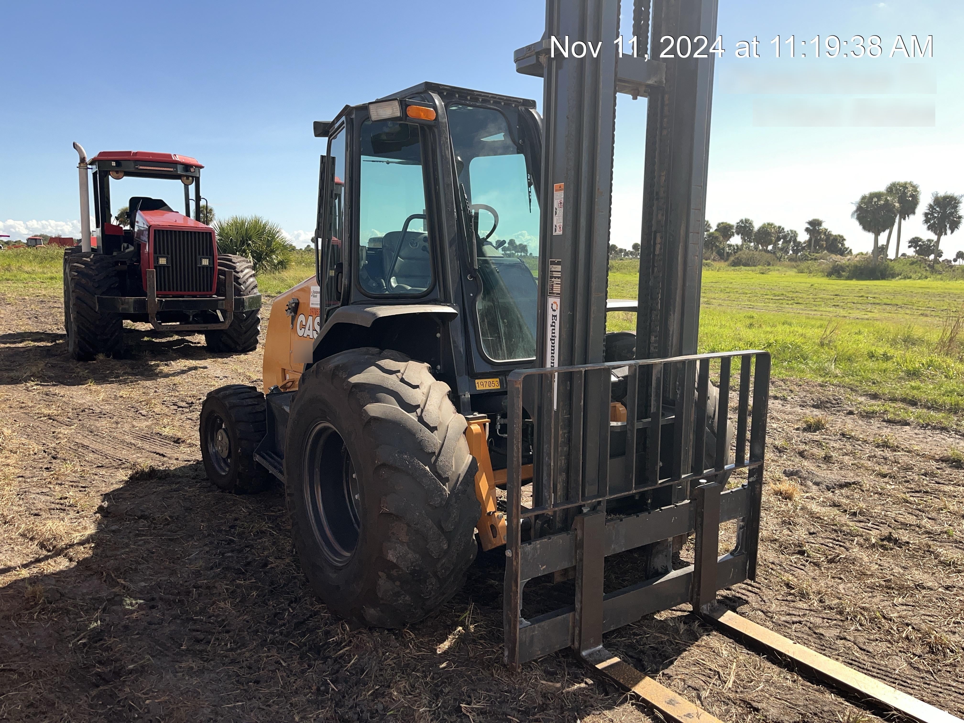2021 CASE 588H