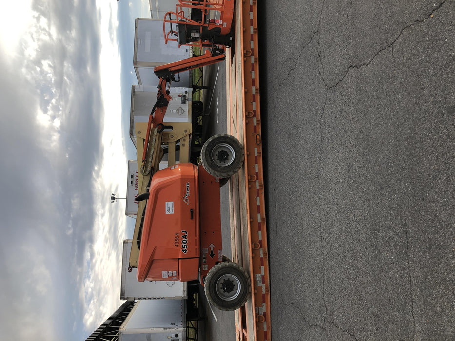 2019 JLG 450AJ