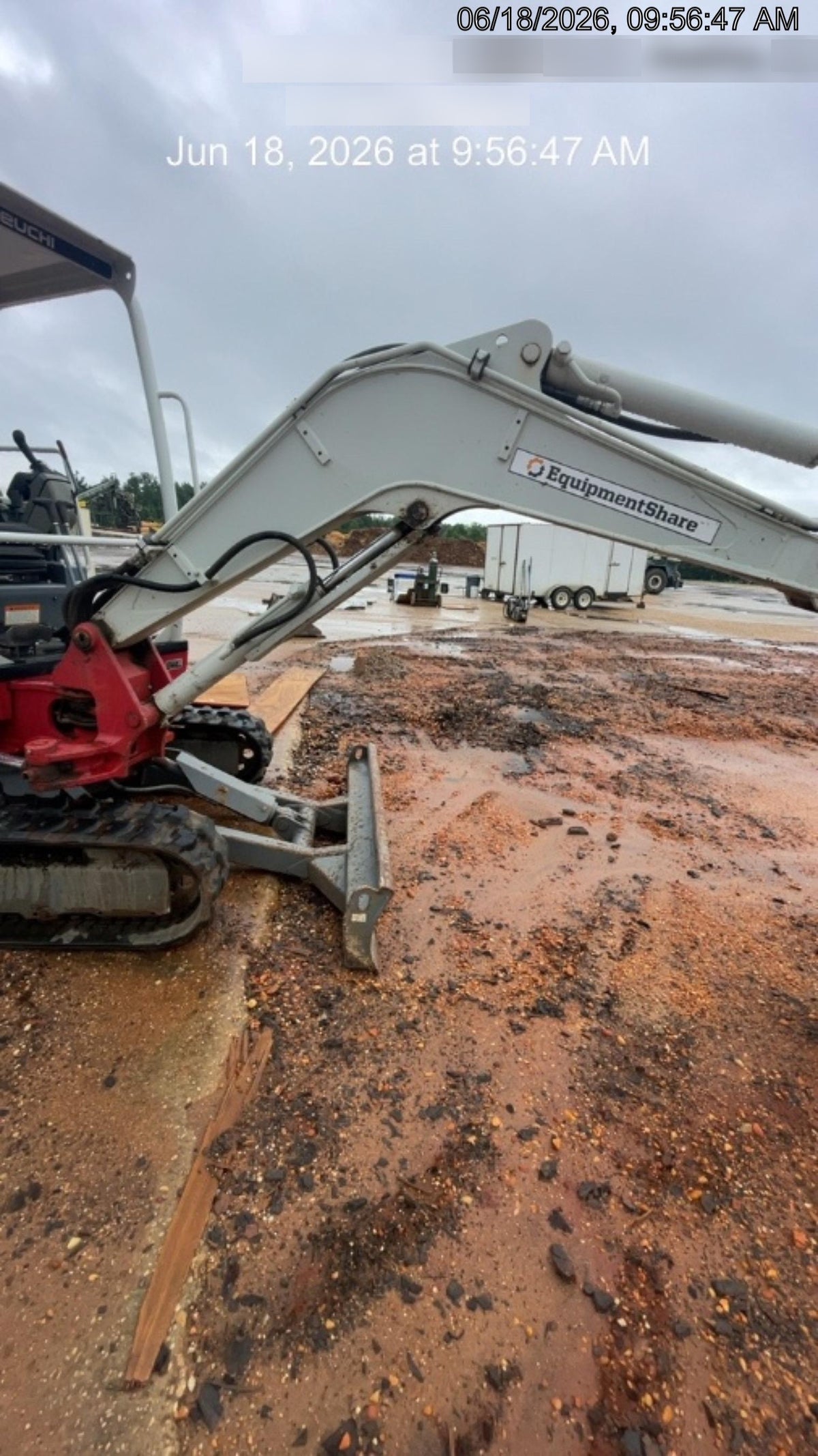 2022 TAKEUCHI TB235-2R