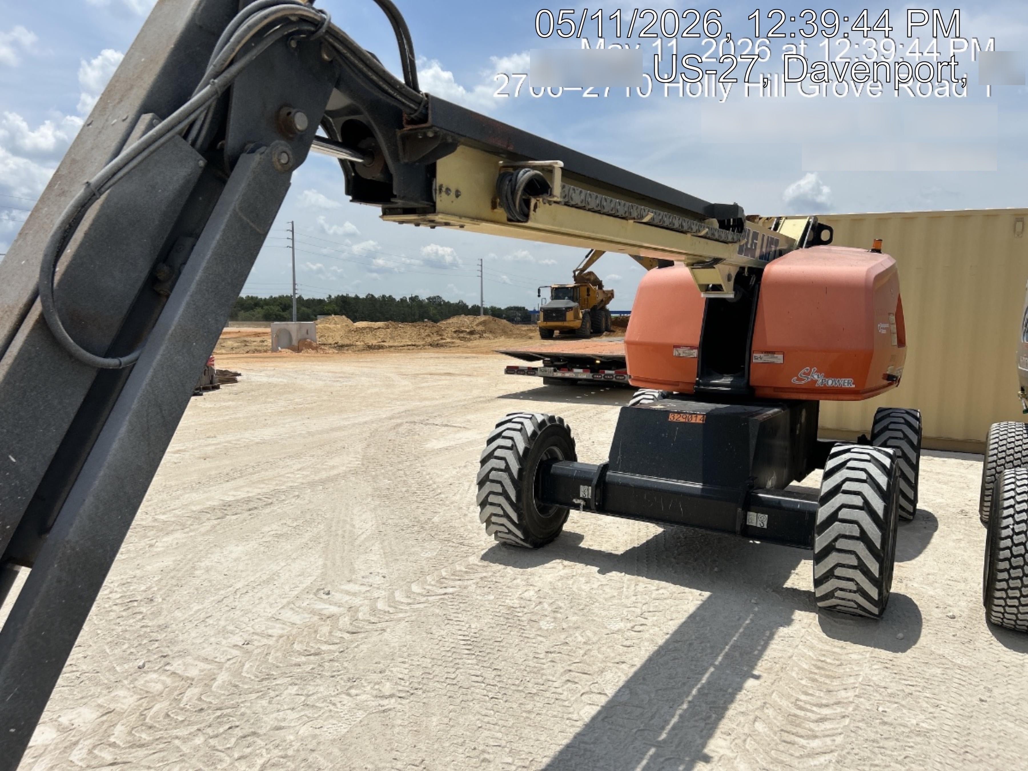 2023 JLG 460SJ