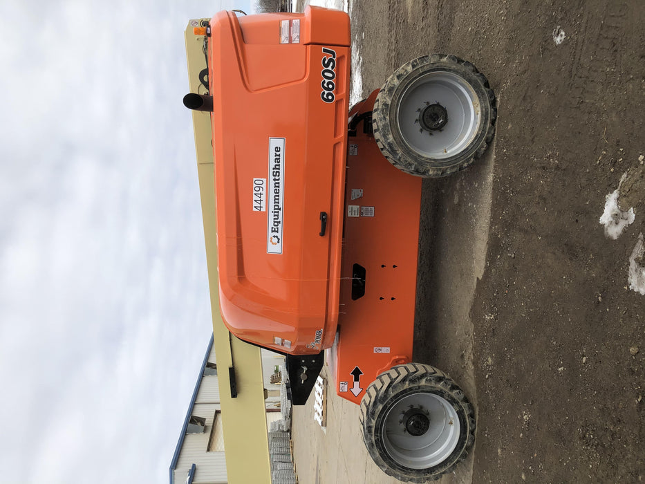 2019 JLG 660SJ