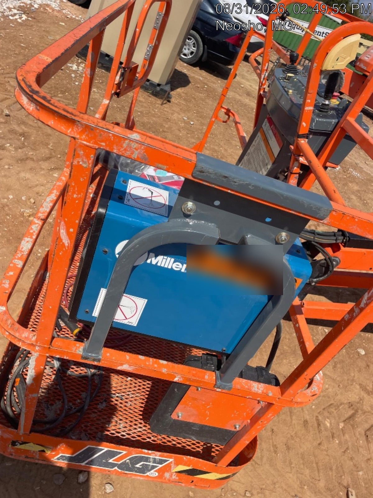 2025 MILLER ELECTRIC CST-282