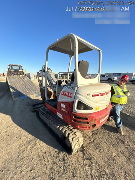 2022 TAKEUCHI TB235-2R