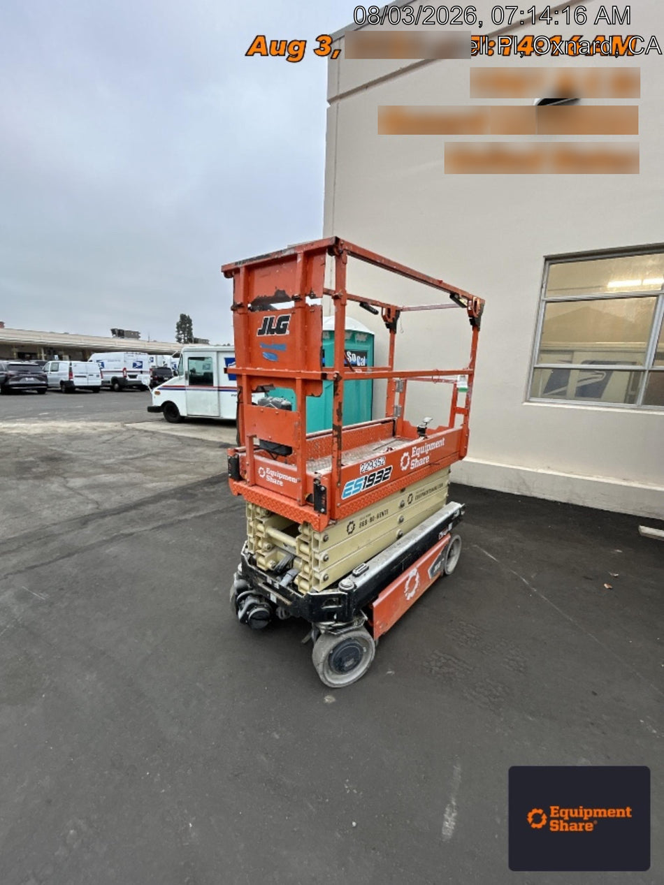 2022 JLG ES1932
