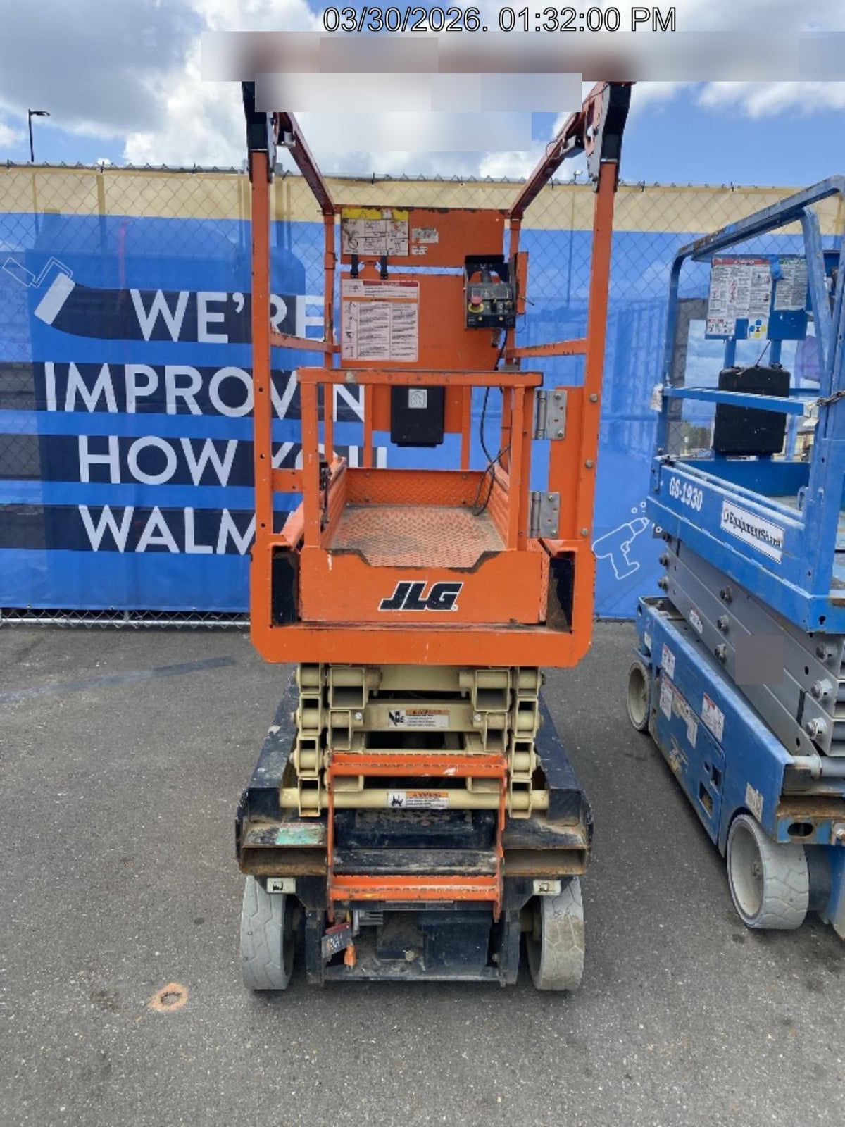 2023 JLG ES1932