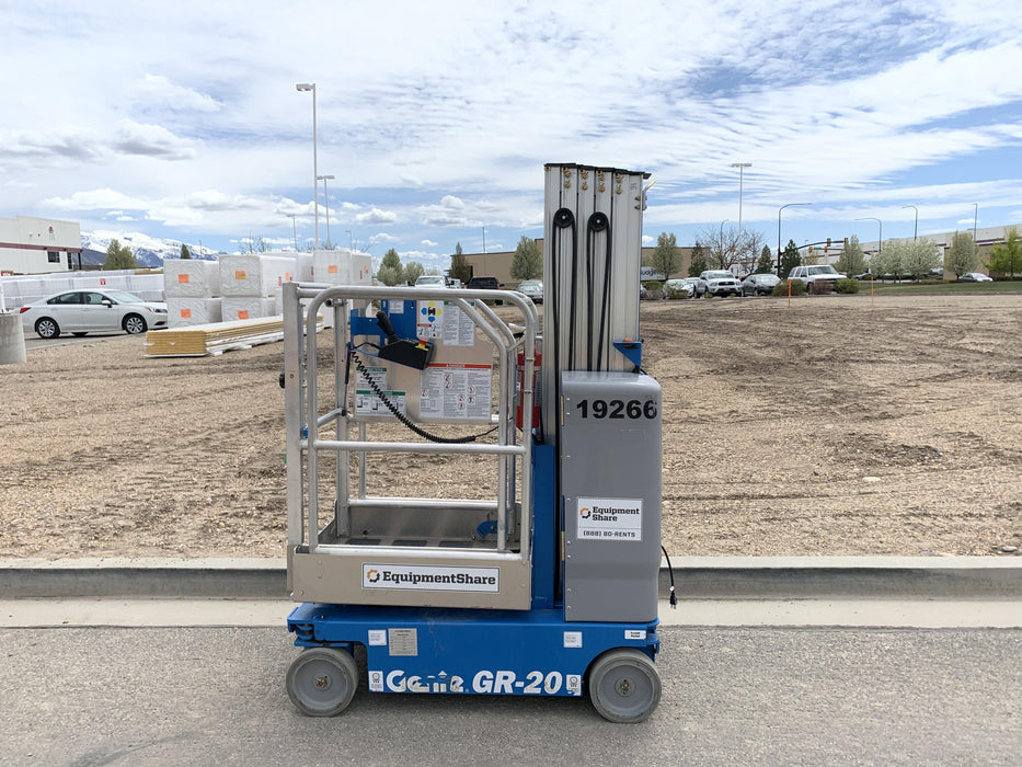 2018 GENIE GR-20