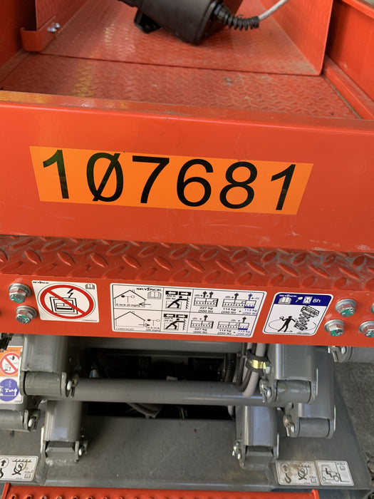 2020 Skyjack SJIII-3219 Solid NM Tires, Half height spring hinged entry gate, Dual Beacons, 800W Inverter