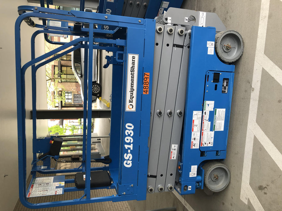 2019 Genie GS-1930 Half Height Swing Gate, 800W Inverter