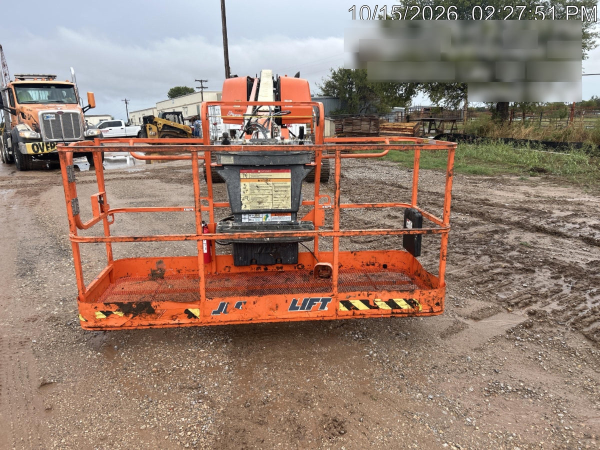 2021 JLG 660SJ Quad Track